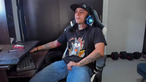 Snapshot of enjoymycock99 chatting on February 19, 2025, 3:49 pm enjoymycock99 online show from February 19, 2025, 3:49 pm