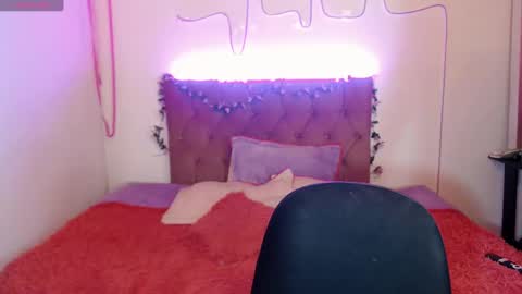 Snapshot of enma_gill chatting on January 3, 2025, 7:07 pm Enma Rojas online show from January 3, 2025, 7:07 pm