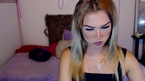 Snapshot of enma_gill chatting on January 12, 2025, 8:03 pm Enma Rojas online show from January 12, 2025, 8:03 pm