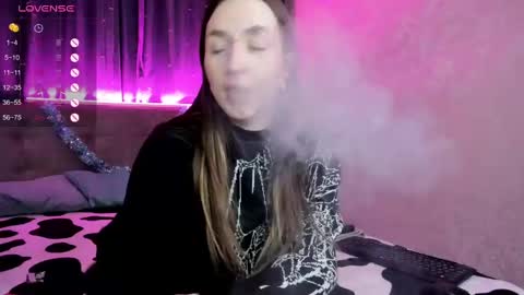 Snapshot of enn_allenn chatting on December 25, 2024, 1:31 am enn_allenn online show from December 25, 2024, 1:31 am