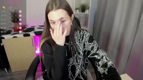 Snapshot of enn_allenn chatting on December 26, 2024, 10:05 am enn_allenn online show from December 26, 2024, 10:05 am