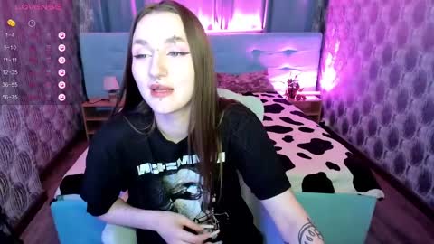 Snapshot of enn_allenn chatting on December 29, 2024, 10:34 am enn_allenn online show from December 29, 2024, 10:34 am