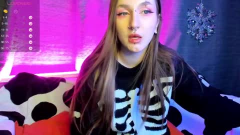 Snapshot of enn_allenn chatting on January 13, 2025, 1:56 am enn_allenn online show from January 13, 2025, 1:56 am