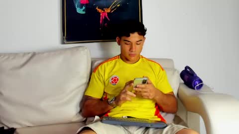 enzo_corleone online show from May 3, 2026, 12:38 am