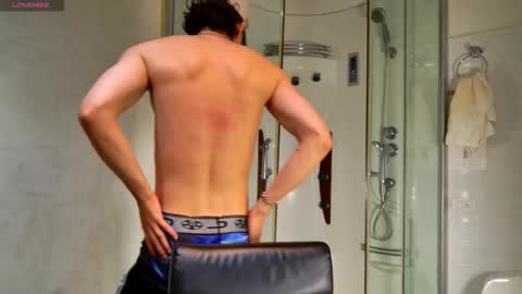 Snapshot of enzo_steel chatting on September 28, 2025, 9:53 pm enzo_steel online show from September 28, 2025, 9:53 pm