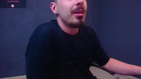 EnzoRace online show from December 22, 2025, 6:05 pm