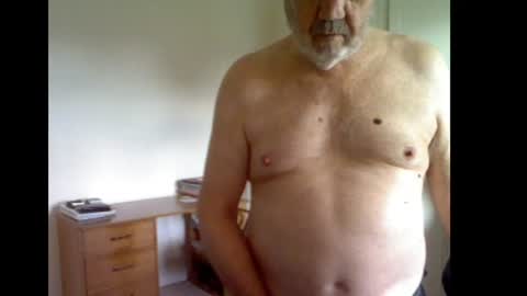 erasmus_d online show from June 30, 2026, 4:41 pm