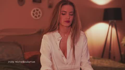 Ana Marie online show from April 20, 2026, 11:06 pm