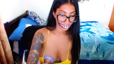 sofia online show from October 3, 2025, 10:40 pm