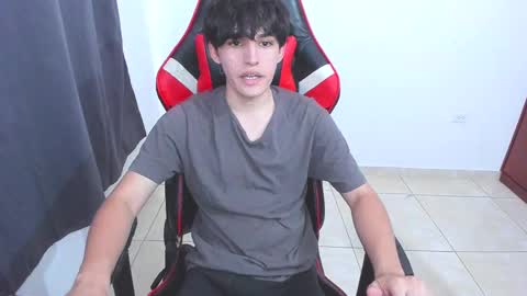 Snapshot of eren_tatakae chatting on September 30, 2025, 8:03 pm eren_tatakae online show from September 30, 2025, 8:03 pm