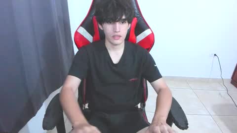 Snapshot of eren_tatakae chatting on October 14, 2025, 2:12 am eren_tatakae online show from October 14, 2025, 2:12 am