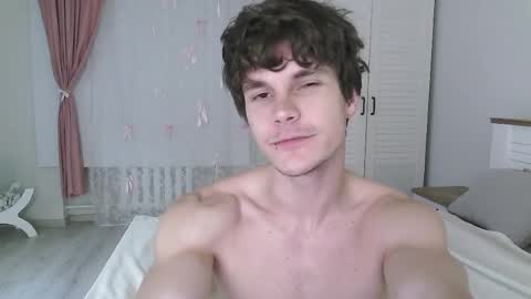 Eric Crush online show from May 31, 2026, 3:58 am
