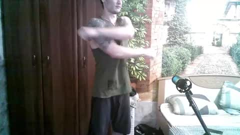 Snapshot of eric_the_vikking chatting on September 15, 2025, 11:54 am Eric online show from September 15, 2025, 11:54 am