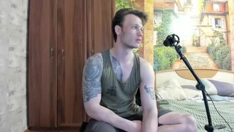 Snapshot of eric_the_vikking chatting on October 6, 2025, 8:56 am Eric online show from October 6, 2025, 8:56 am