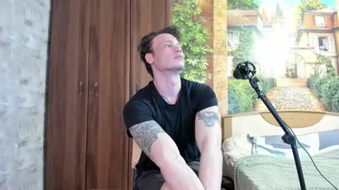 Snapshot of eric_the_vikking chatting on October 8, 2025, 11:41 am Eric online show from October 8, 2025, 11:41 am