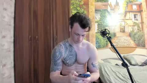 Snapshot of eric_the_vikking chatting on October 16, 2025, 7:09 am Eric online show from October 16, 2025, 7:09 am