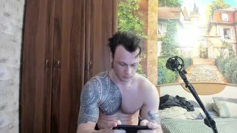 Snapshot of eric_the_vikking chatting on October 25, 2025, 8:55 am Eric online show from October 25, 2025, 8:55 am