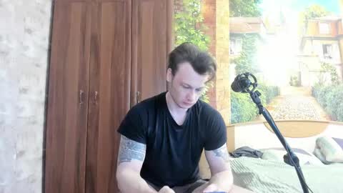 Snapshot of eric_the_vikking chatting on November 4, 2025, 8:02 am Eric online show from November 4, 2025, 8:02 am