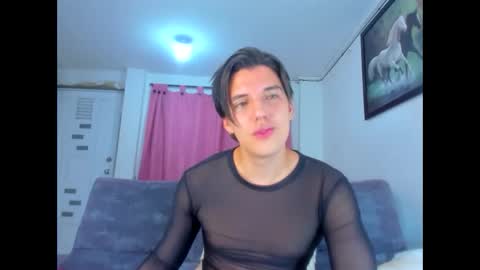 eric_twink18 online show from March 9, 2025, 3:22 am