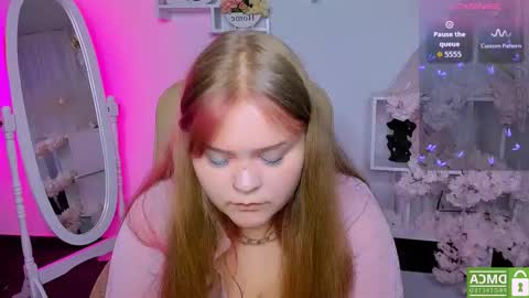 Snapshot of erica_love_ chatting on September 25, 2025, 7:12 am erica_love_ online show from September 25, 2025, 7:12 am