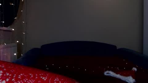 Snapshot of erica_mayer chatting on December 25, 2024, 10:17 am Erica online show from December 25, 2024, 10:17 am