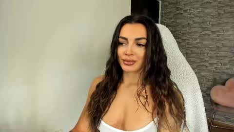 Snapshot of erica_xoo chatting on July 21, 2026, 4:59 am Riaaa online show from July 21, 2026, 4:59 am