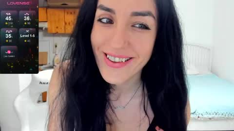 Erika online show from June 3, 2026, 10:15 pm