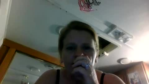 Snapshot of ericas080625 chatting on October 21, 2025, 4:46 am EazyE MattyDaddy online show from October 21, 2025, 4:46 am