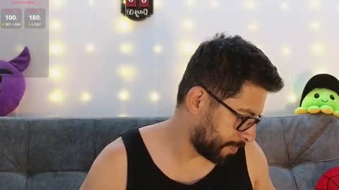 Snapshot of erick_brant chatting on December 21, 2024, 3:47 am ERICK online show from December 21, 2024, 3:47 am