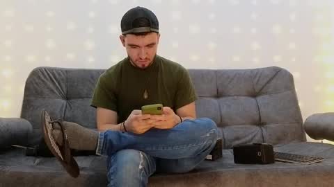 Snapshot of erick_brant chatting on January 10, 2025, 11:39 pm ERICK online show from January 10, 2025, 11:39 pm