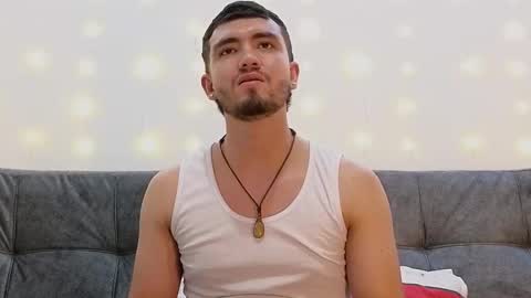 Snapshot of erick_brant chatting on January 11, 2025, 2:41 am ERICK online show from January 11, 2025, 2:41 am