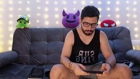 Snapshot of erick_brant chatting on January 30, 2025, 12:29 am ERICK online show from January 30, 2025, 12:29 am