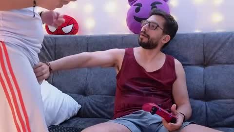 Snapshot of erick_brant chatting on February 5, 2025, 2:40 am ERICK online show from February 5, 2025, 2:40 am