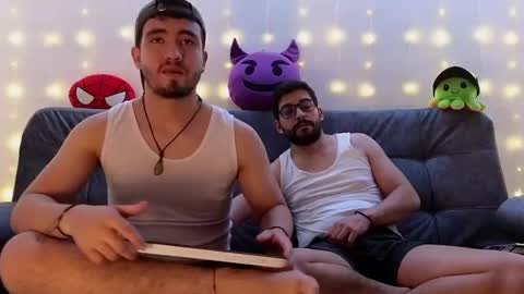 Snapshot of erick_brant chatting on February 6, 2025, 11:26 pm ERICK online show from February 6, 2025, 11:26 pm