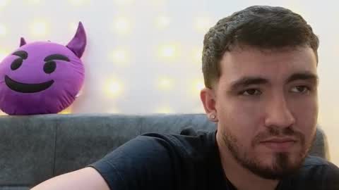 Snapshot of erick_brant chatting on February 10, 2025, 11:13 pm ERICK online show from February 10, 2025, 11:13 pm