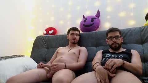 Snapshot of erick_brant chatting on February 11, 2025, 5:16 am ERICK online show from February 11, 2025, 5:16 am