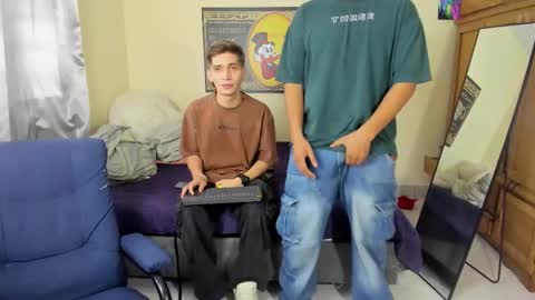 Snapshot of erick_de_rossee chatting on October 8, 2025, 8:39 pm erick_de_rossee online show from October 8, 2025, 8:39 pm