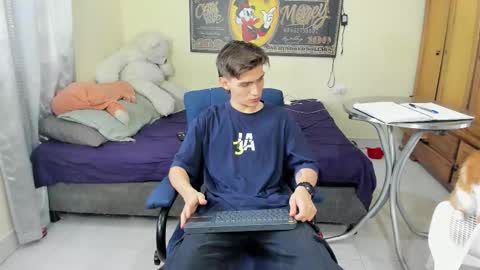 Snapshot of erick_de_rossee chatting on October 24, 2025, 4:03 pm erick_de_rossee online show from October 24, 2025, 4:03 pm