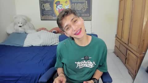 erick_de_rossee online show from December 19, 2025, 7:32 pm