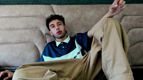 Erick online show from February 6, 2025, 12:59 pm