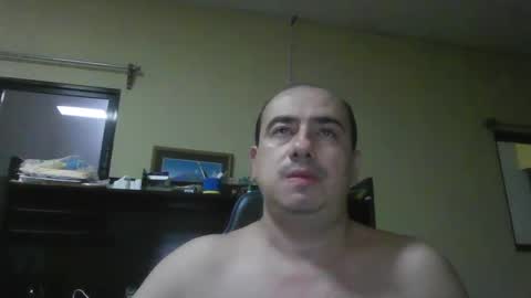 Snapshot of erik1781 chatting on December 11, 2024, 3:24 am erik1781 online show from December 11, 2024, 3:24 am