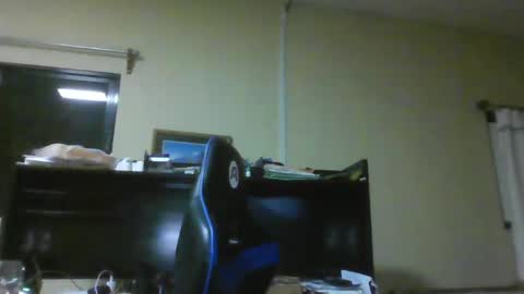 Snapshot of erik1781 chatting on December 24, 2024, 7:49 am erik1781 online show from December 24, 2024, 7:49 am