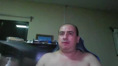 Snapshot of erik1781 chatting on December 31, 2024, 2:29 am erik1781 online show from December 31, 2024, 2:29 am