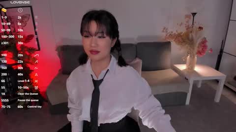 erika_kim online show from December 14, 2025, 6:08 am