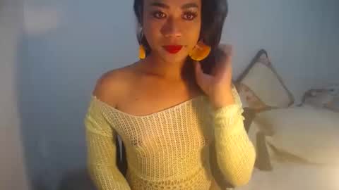 Snapshot of erika_madrigal chatting on December 25, 2024, 10:59 pm erika_madrigal online show from December 25, 2024, 10:59 pm