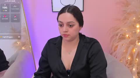 Snapshot of erika_mendez1 chatting on June 24, 2026, 8:08 pm Erika Mendez online show from June 24, 2026, 8:08 pm