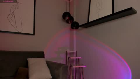 Erika Benz online show from September 30, 2025, 12:32 pm