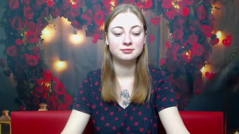 Snapshot of erikafanks chatting on March 7, 2025, 2:36 am erikafanks online show from March 7, 2025, 2:36 am