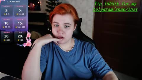 Snapshot of erikamoonlight chatting on December 4, 2024, 4:32 am Erika and Allison online show from December 4, 2024, 4:32 am