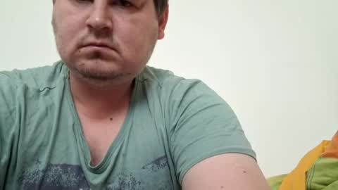 Snapshot of erikstar chatting on July 16, 2026, 2:56 pm erikstar online show from July 16, 2026, 2:56 pm